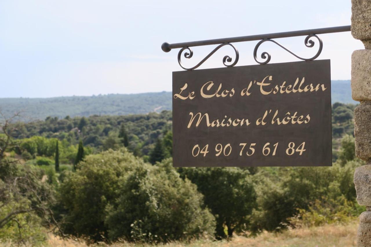 Le Clos d'Estellan - Piscine chauffée Bonnieux Exterior foto